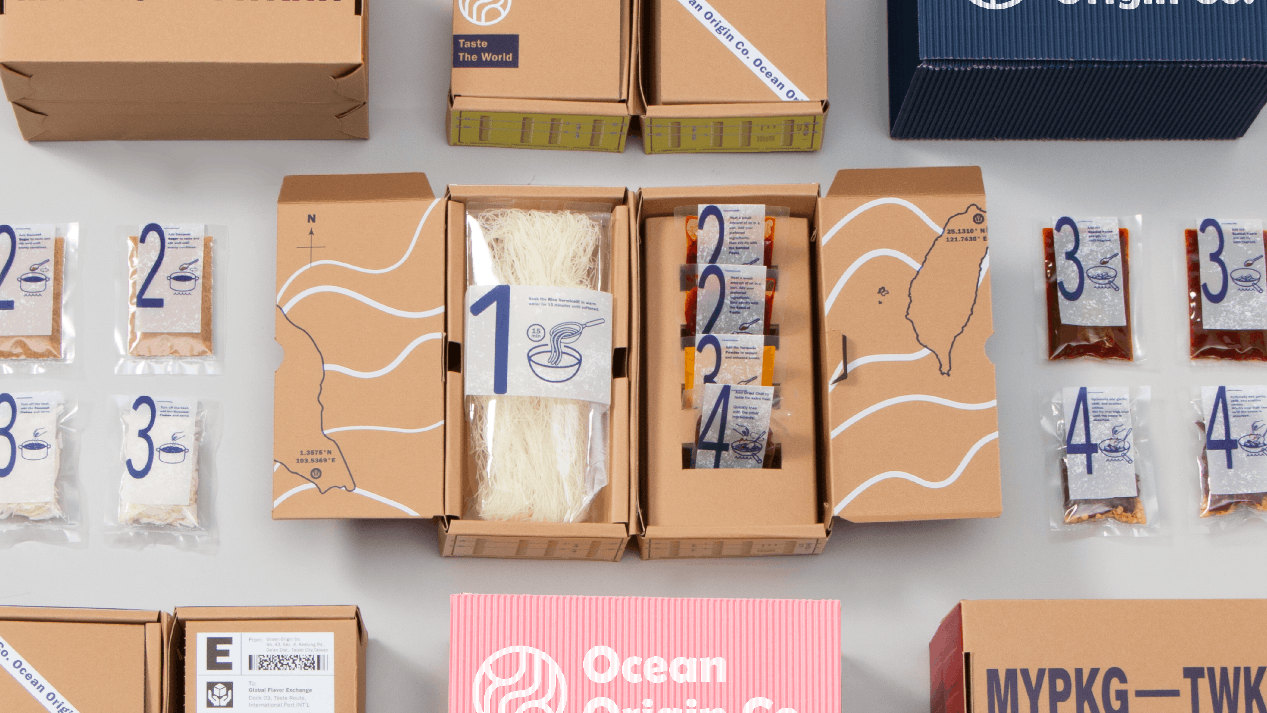 「Ocean Origin Co.」以海運貿易為設計概念,將貨櫃、航線及港口等元素轉化為食品包裝,並結合拆封與料理步驟,呈現食材跨越海洋、從產地走向餐桌的旅程。