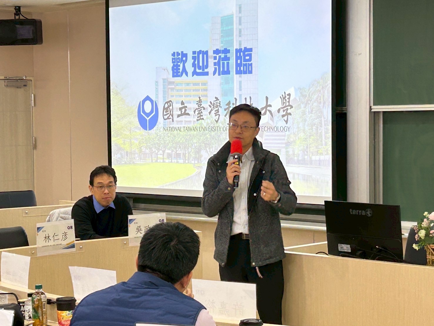 臺科大管理學院曹譽鐘院長致詞