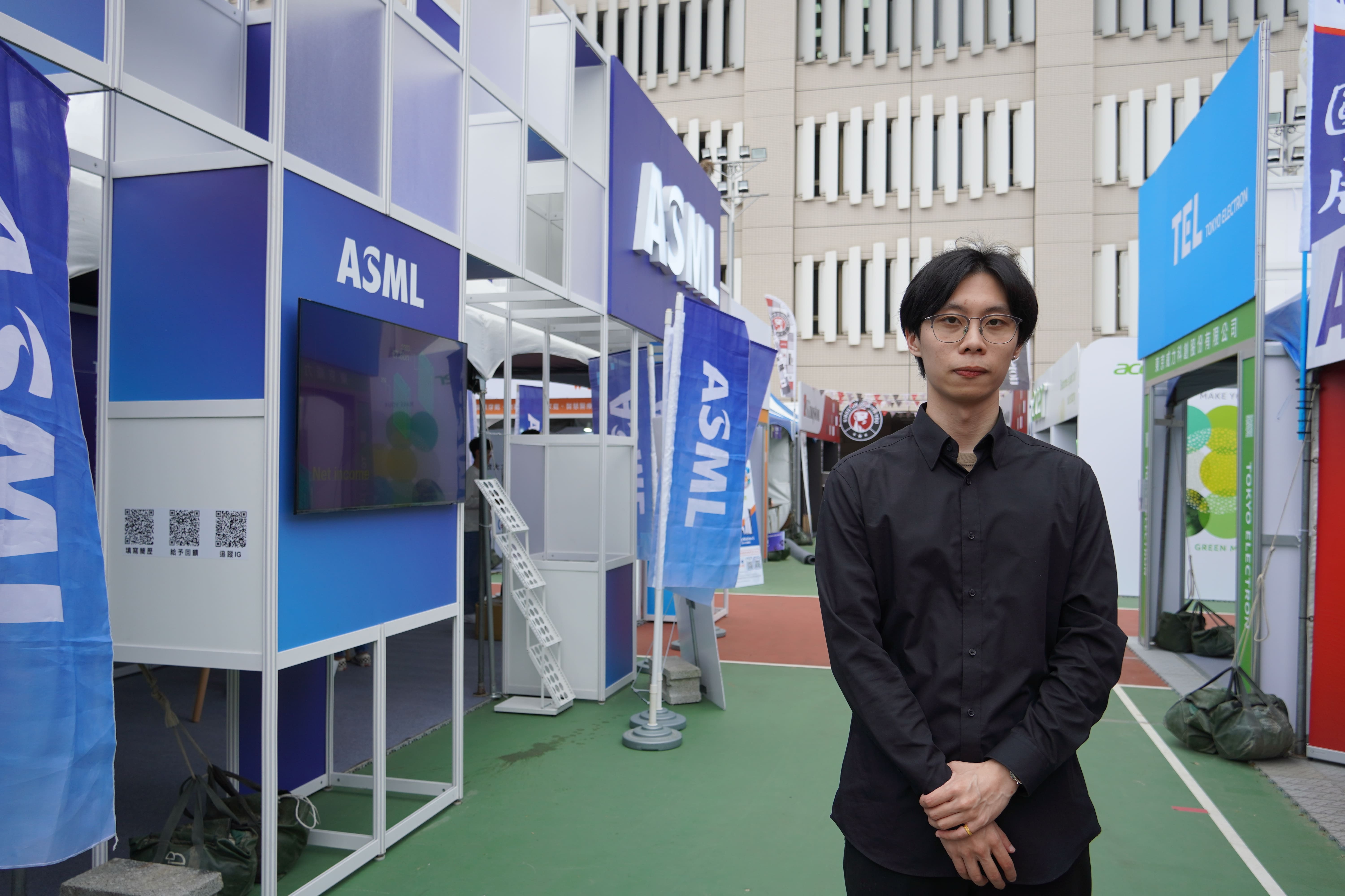 Bing-Xuan Lu, a first-year graduate student in the Department of Mechanical Engineering at Taiwan Tech, hopes to begin his future career as an engineer in Taiwanese factories and then strive towards overseas work.