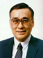 Dr. GAU-WEN MAU