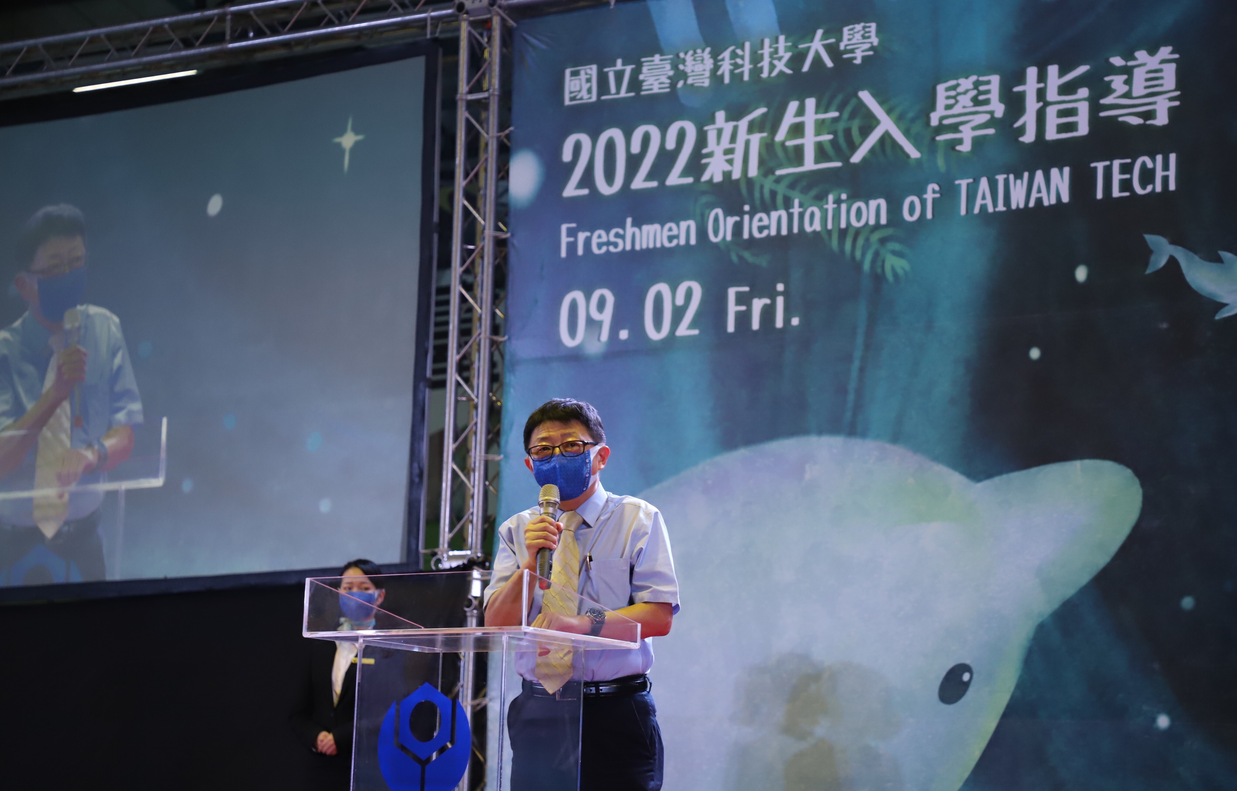 臺科大本周開學恢復實體授課,臺科大校長顏家鈺鼓勵新生進入大學後持續努力、充實學習,志向不設限,無懼未來的挑戰。