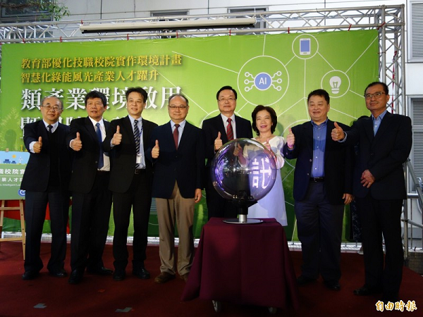 台科大打造太陽風電系統監控實驗室 模擬業界環境 產學攜手育才,自由報導共4張