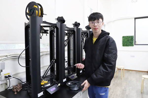 台科大建置3D列印實作場域 首度舉辦巨型扭蛋機製作競賽，自由報導共2張