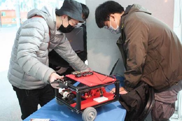臺科大舉辦跨校機械與機電專題競賽 學生展實作力，中時報導共1張