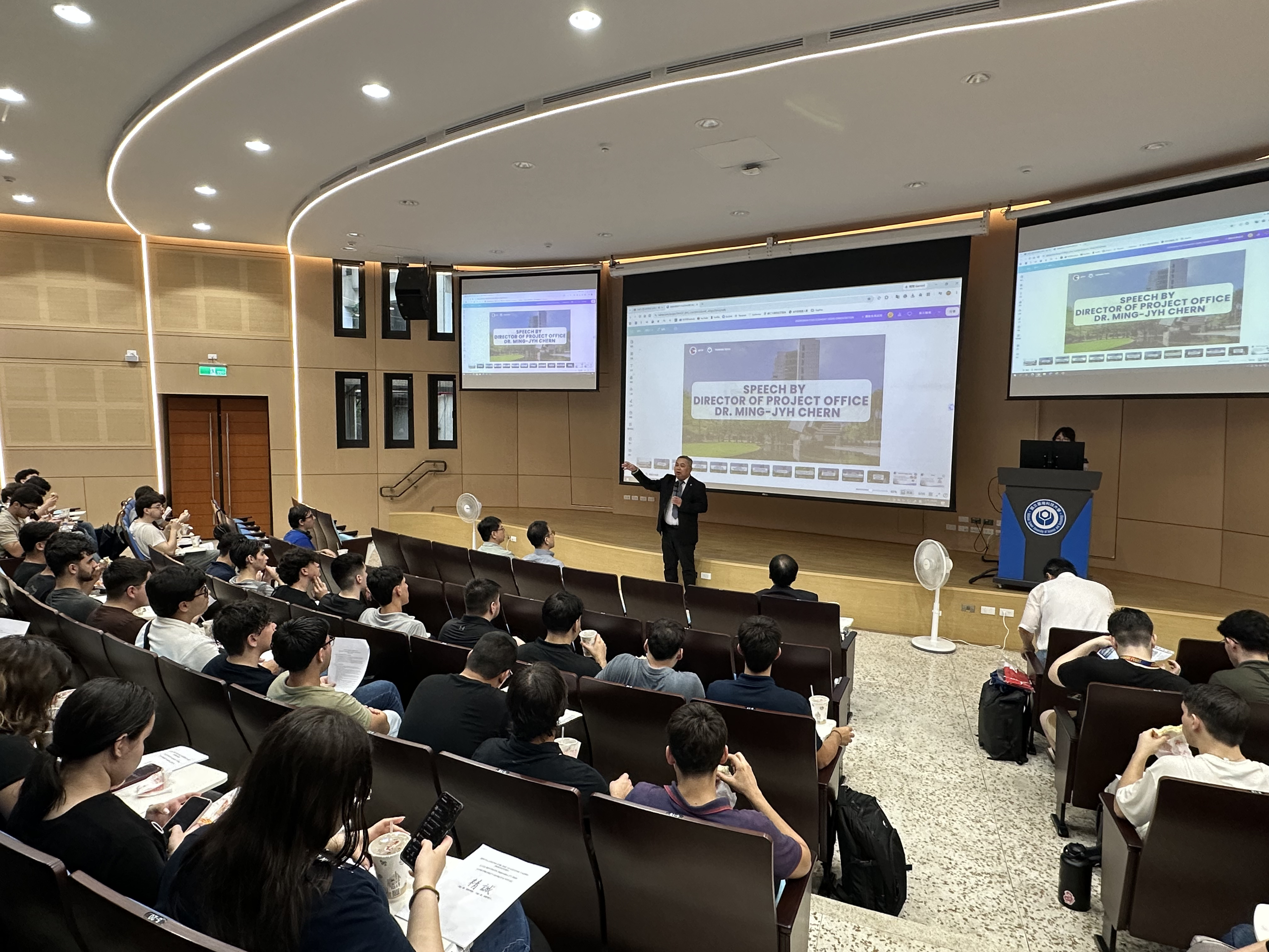 臺科大工程學院院長暨臺巴計畫辦公室主任陳明志鼓勵同學臺科大各項教學與學習資源,充實在臺交換經驗。