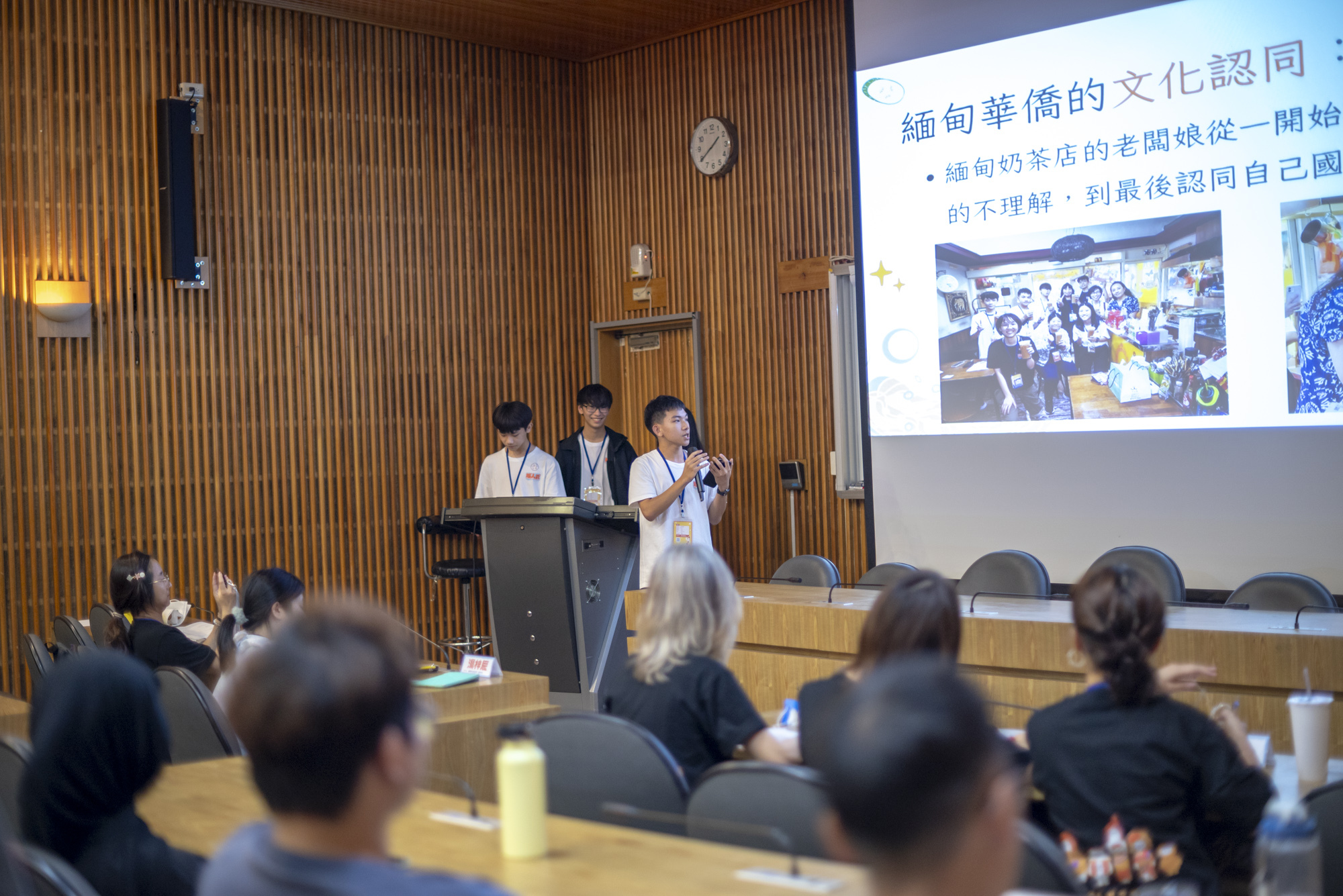 學員在提案發表中結合人文思維與科技應用，成果令人驚豔。
