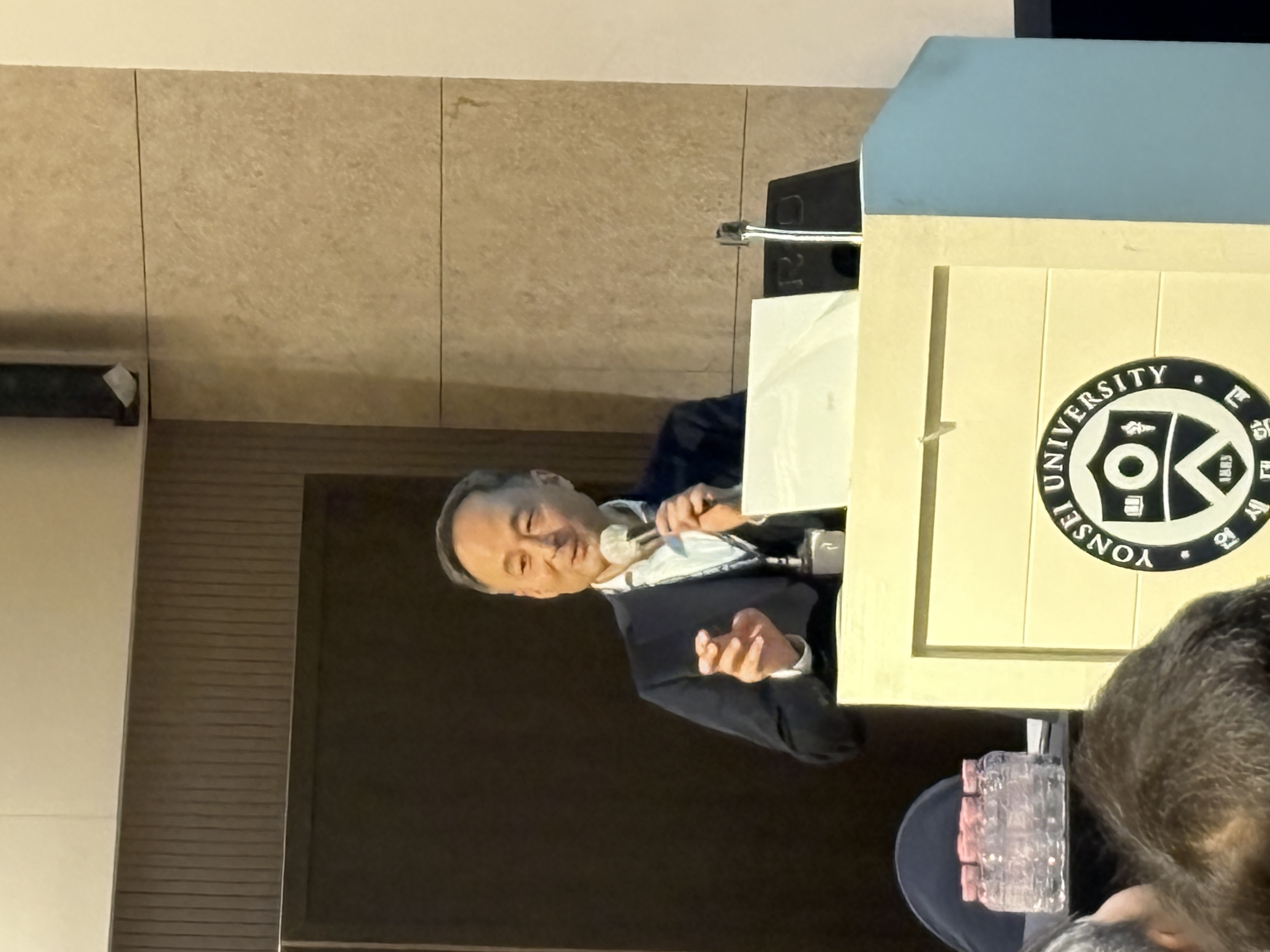 韓國延世大學Prof. Won Woo Ro 主題演講